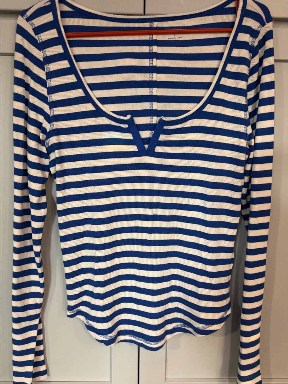 Pilcro Anthropologie Notched Long-Sleeve Tee NWT Size L Sold out Color - Picture 5 of 10